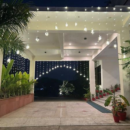 Gautam Hotels & Resorts Khajurāho المظهر الخارجي الصورة